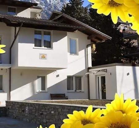 Il Girasole Hotel Сен Венсан Екстериор снимка