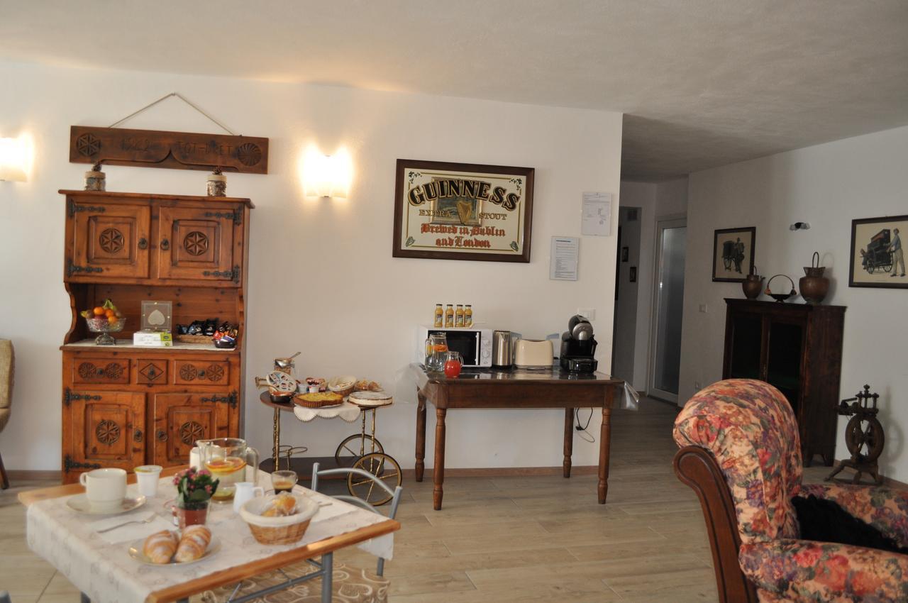 Il Girasole Hotel Сен Венсан Екстериор снимка